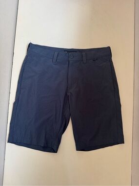 Travis Mathew Golf Shorts Mens 32 Blue Striped Performance Preppy Beach